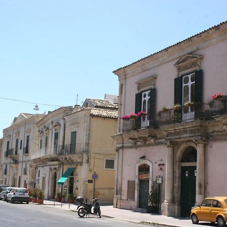 Palazzo Il Cavaliere B&B De Charme Modica Exterior photo